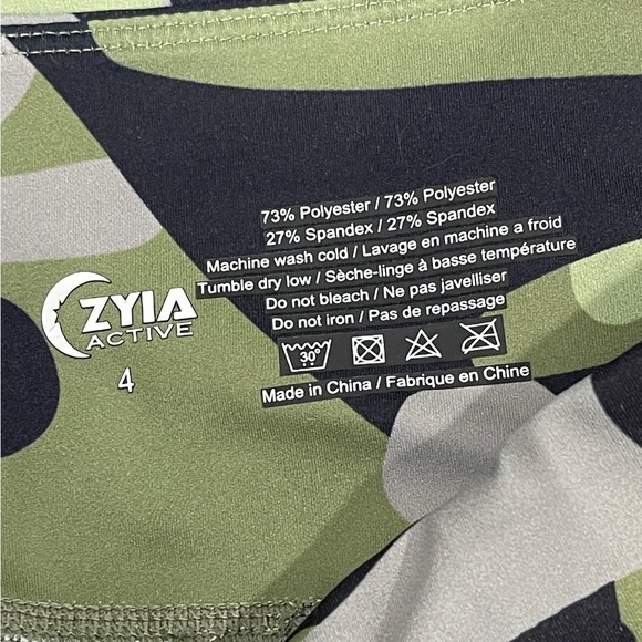 Zyia Active Light N Tight Black Camo Print High Rise 7/8 Tight Leggings Size 4 - Picture 7 of 7
